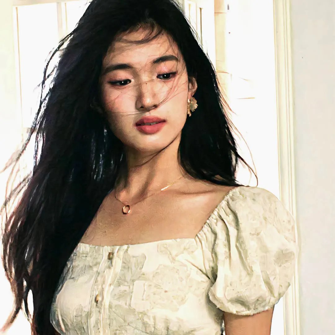 我靠SSS救世主系统横穿末日